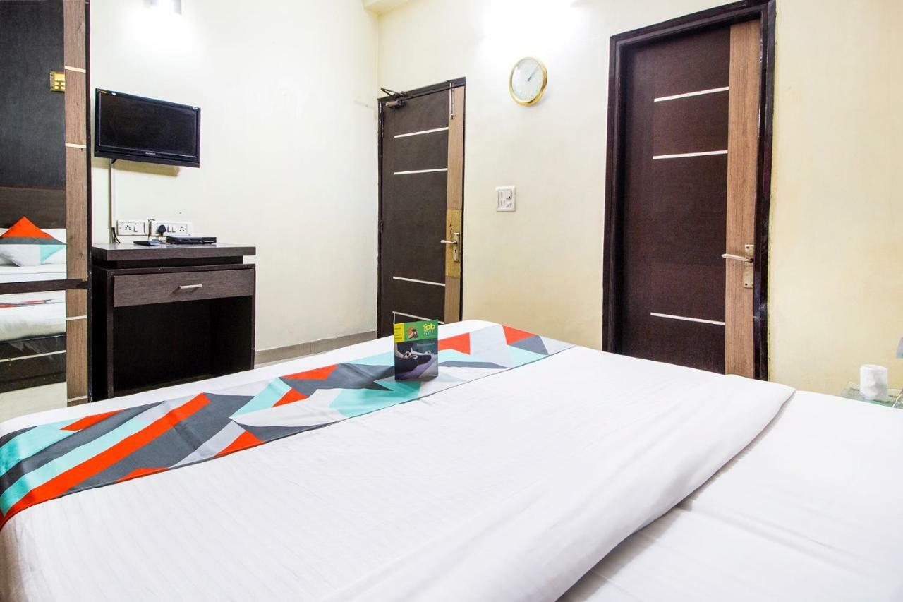 Oyo 9601 Hotel Sunshine Residency Castle ノイダ エクステリア 写真