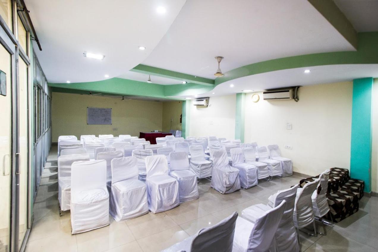 Oyo 9601 Hotel Sunshine Residency Castle ノイダ エクステリア 写真